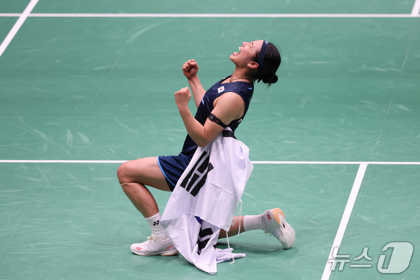 (이치노미야=뉴스1) 안은나 기자 = 대한민국 안세영이 29일 일본 이치노미야 시립체육관에서 열린 2026 아이치·나고야 아시안게임 배드민턴 여자 단식 결승전에서 일본의 야마구치 …