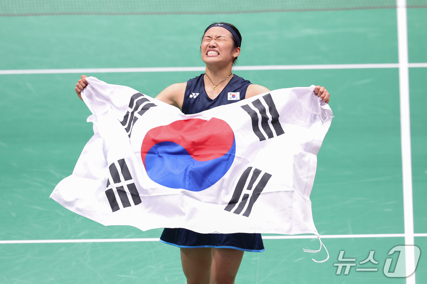 (이치노미야=뉴스1) 안은나 기자 = 대한민국 안세영이 29일 일본 이치노미야 시립체육관에서 열린 2026 아이치·나고야 아시안게임 배드민턴 여자 단식 결승전에서 일본의 야마구치 …