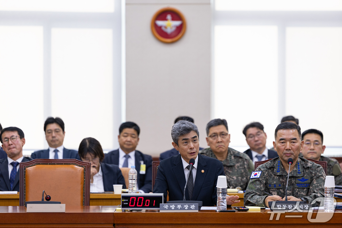 (서울=뉴스1) 유승관 기자 = 강신철 국방부 장관이 29일 서울 여의도 국회에서 열린 제439회 국회(정기회) 국방위원회 제4차 전체회의에 출석해 비무장지대(DMZ) 지뢰 추정 …