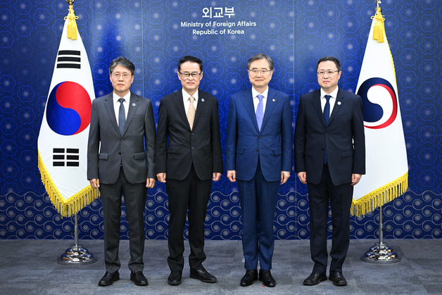 조현, 한중일협력사무국 총장단 접견…"3국 소통 플랫폼 역할 당부"