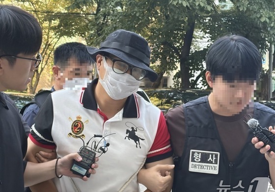 추석 연휴 '한강공원 흉기 위협' 40대男 구속…"잘못한 게 없잖아요"
