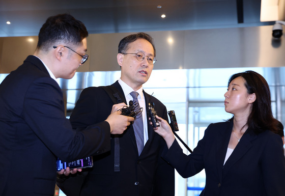 이형일, 과천 아파트 비거주 논란에 "현재 재건축으로 멸실 중"