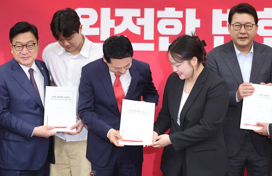 여연, 청년 1000명 대상…구직 장벽 1위 "양질의 일자리 부족" 73%
