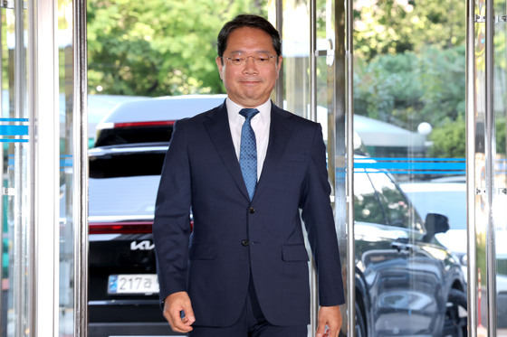 인사청문 준비사무실 출근하는 김승원 후보자