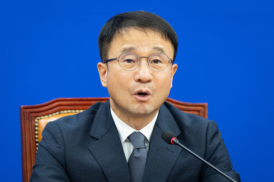 한병도 "국정과제 입법·민생법안 처리 전력…野, 극우정당 돼가"