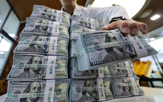 8월 외환보유액 역대 최대폭 증가