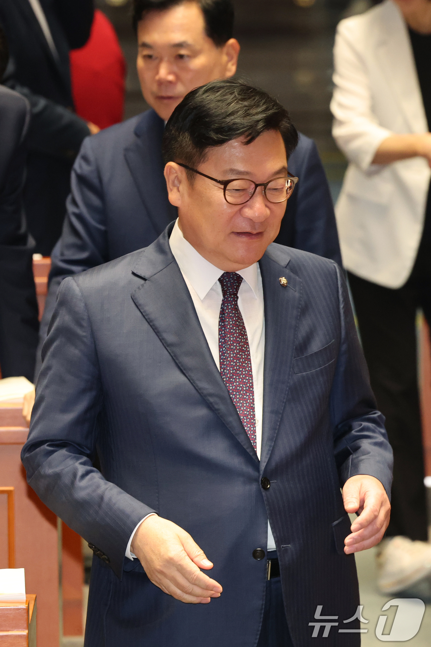 (서울=뉴스1) 황기선 기자 = 정점식 국민의힘 원내대표가 3일 오전 서울 여의도 국회에서 열린 정책 의원총회에 참석하고 있다.  2026.9.3/뉴스1