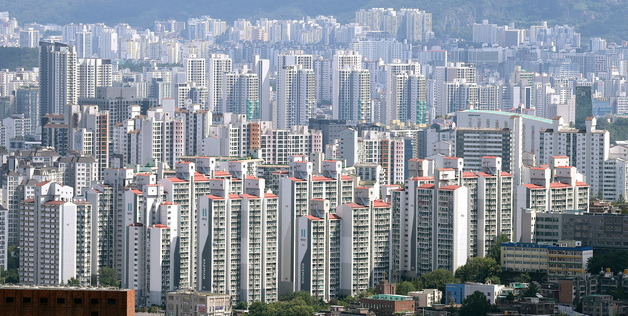 60%가 공공주택 거주 '비엔나 모델'…"국내선 은행 대출 규제 풀어야"