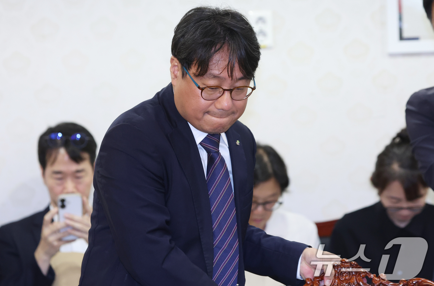 (서울=뉴스1) 김명섭 기자 = 이성훈 한국토지주택공사 사장이 3일 오후 서울 종로구 세종대로 정부서울청사에서 열린 범부처 주택 신속공급 점검회의에 참석하고 있다. 2026.9.3 …