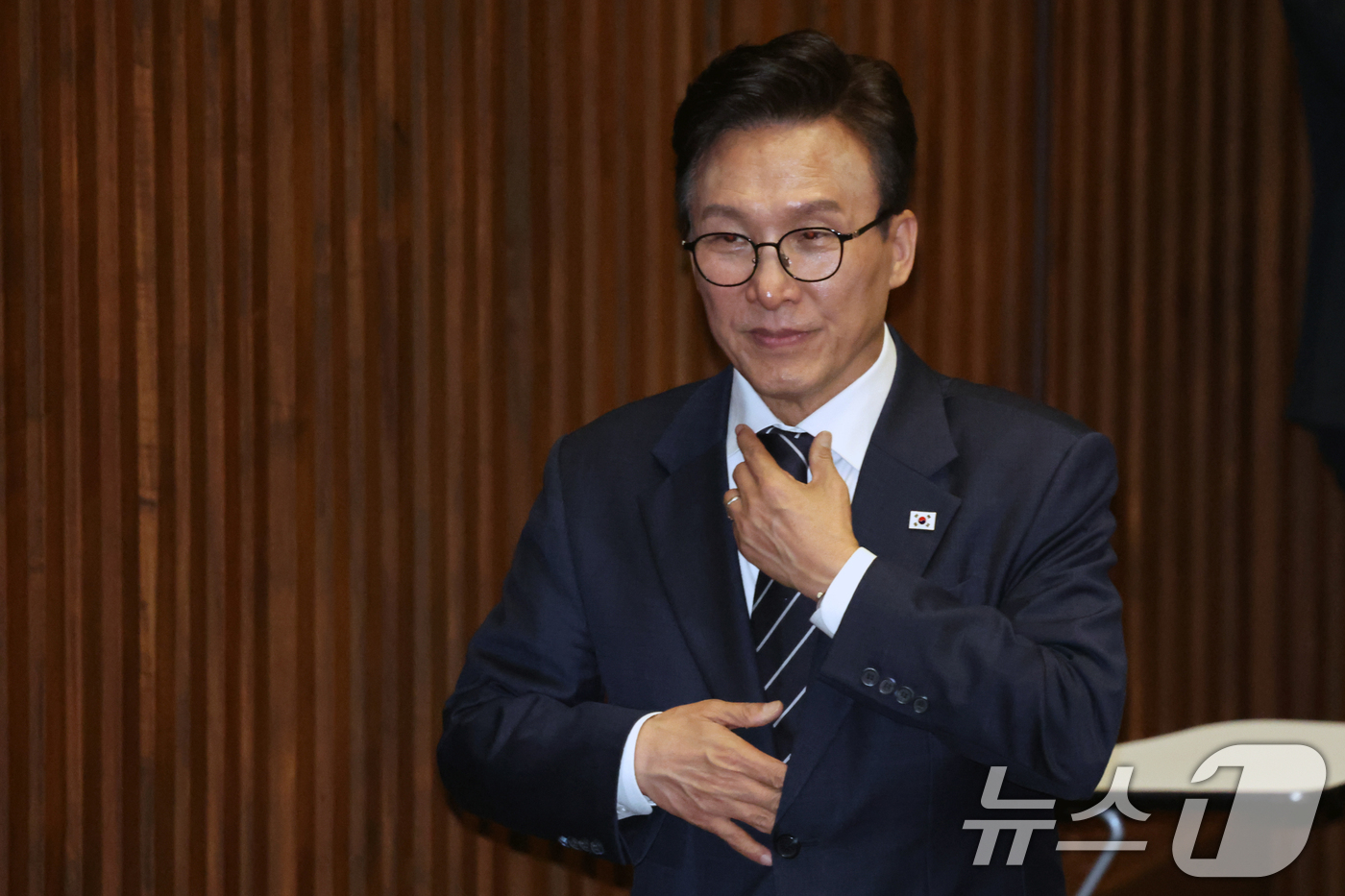 (서울=뉴스1) 황기선 기자 = 김민석 더불어민주당 대표가 3일 오후 서울 여의도 국회에서 열린 제439회국회(정기회) 제2차 본회의에 참석하고 있다.  2026.9.3/뉴스1
