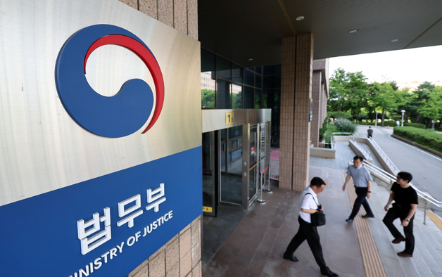 교도관 5명 중 1명 '마음건강 경고등'…수면문제·번아웃 높아
