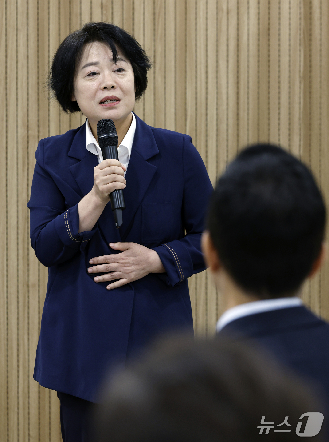 (서울=뉴스1) 박정호 기자 = 윤희숙 국민의힘 중·성동갑 당협위원장이 30일 오전 서울시 중구 서울시청 간담회장에서 열린 국민의힘 서울특별시당-서울시 당정협의회에서 인사말을 하고 …