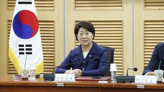 '하늘 응급실' 닥터헬기 조종사 평균 59.4세 고령화…"양성체계 필요"