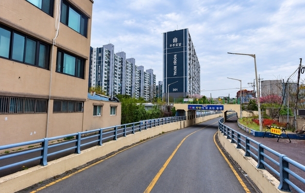 경주시 동천지하차도 평면도로로 변신…"보행 안정성 개선"