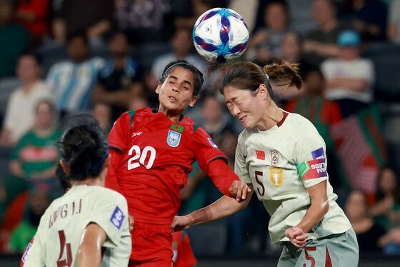 "평소엔 관심도 없다가"…'북한전 패배' 中 여자축구 주장 '작심 호소' [AG]