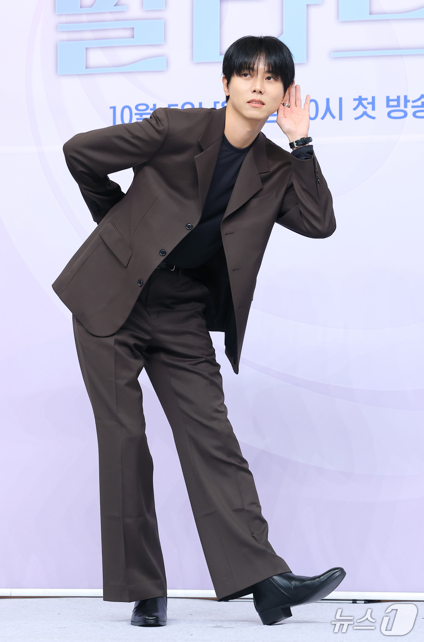 (서울=뉴스1) 권현진 기자 = 방송인 주우재가 30일 서울 양천구 목동 SBS에서 열린 SBS 예능프로그램 '우리들의 발라드2'(우발라2) 제작발표회에 참석해 포즈를 취하고 있다 …
