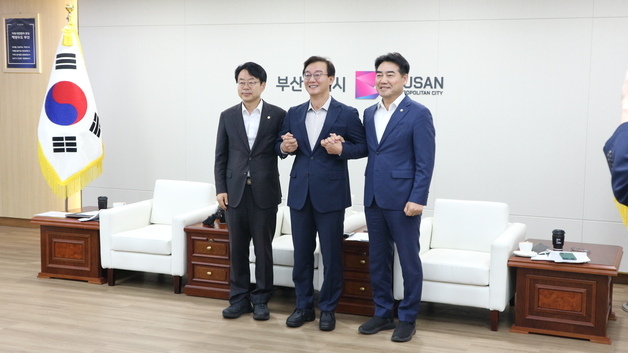 전재수·박홍배·이성권 한자리…부산 현안·국비 확보 '여야정 협력'