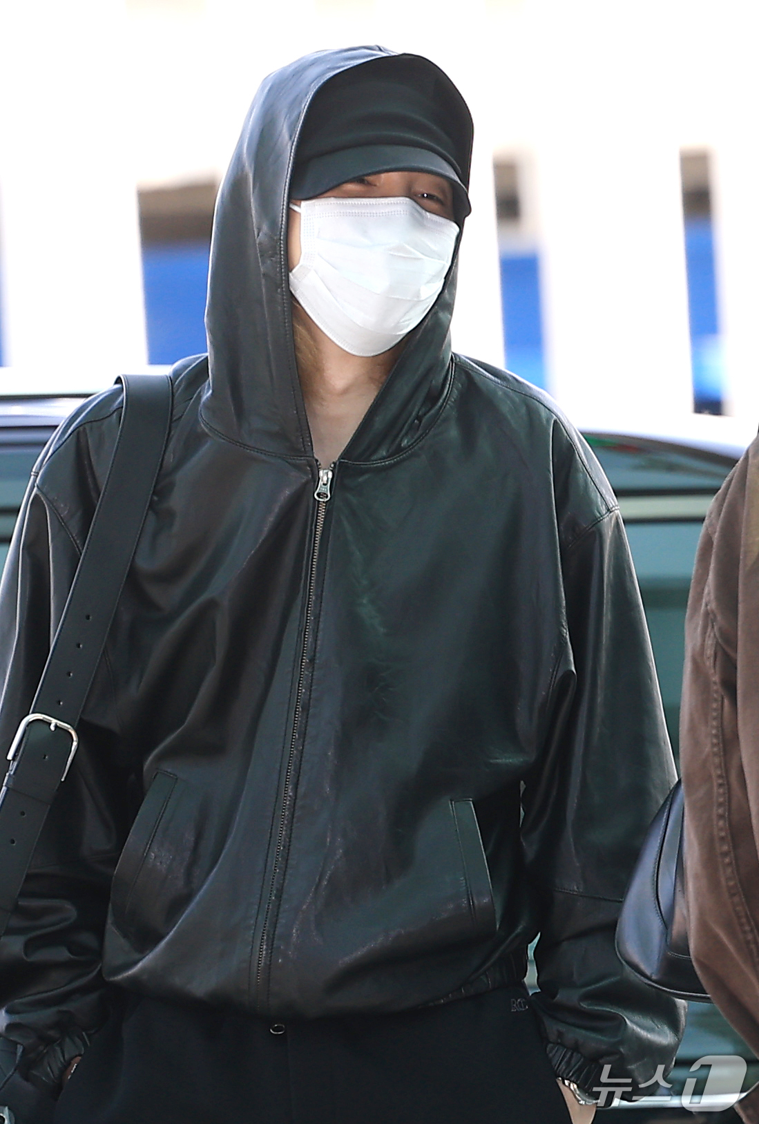 (인천공항=뉴스1) 권현진 기자 = 방탄소년단(BTS) 지민이 해외일정을 위해 30일 인천국제공항을 통해 미국 애틀란타로 출국하고 있다. 2026.9.30/뉴스1