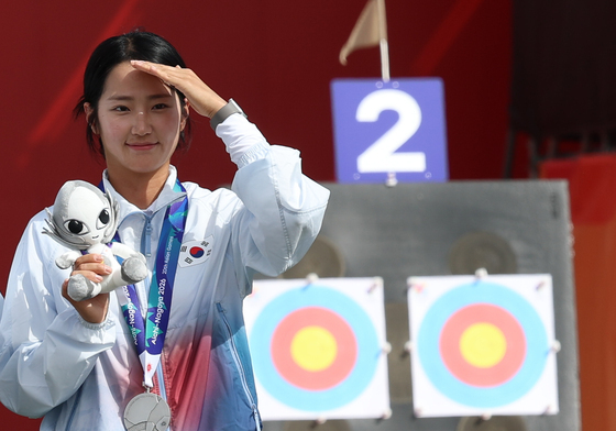 단체전 金 싹쓸이한 인도…한국 컴파운드, 개인전서 설욕할까[AG]