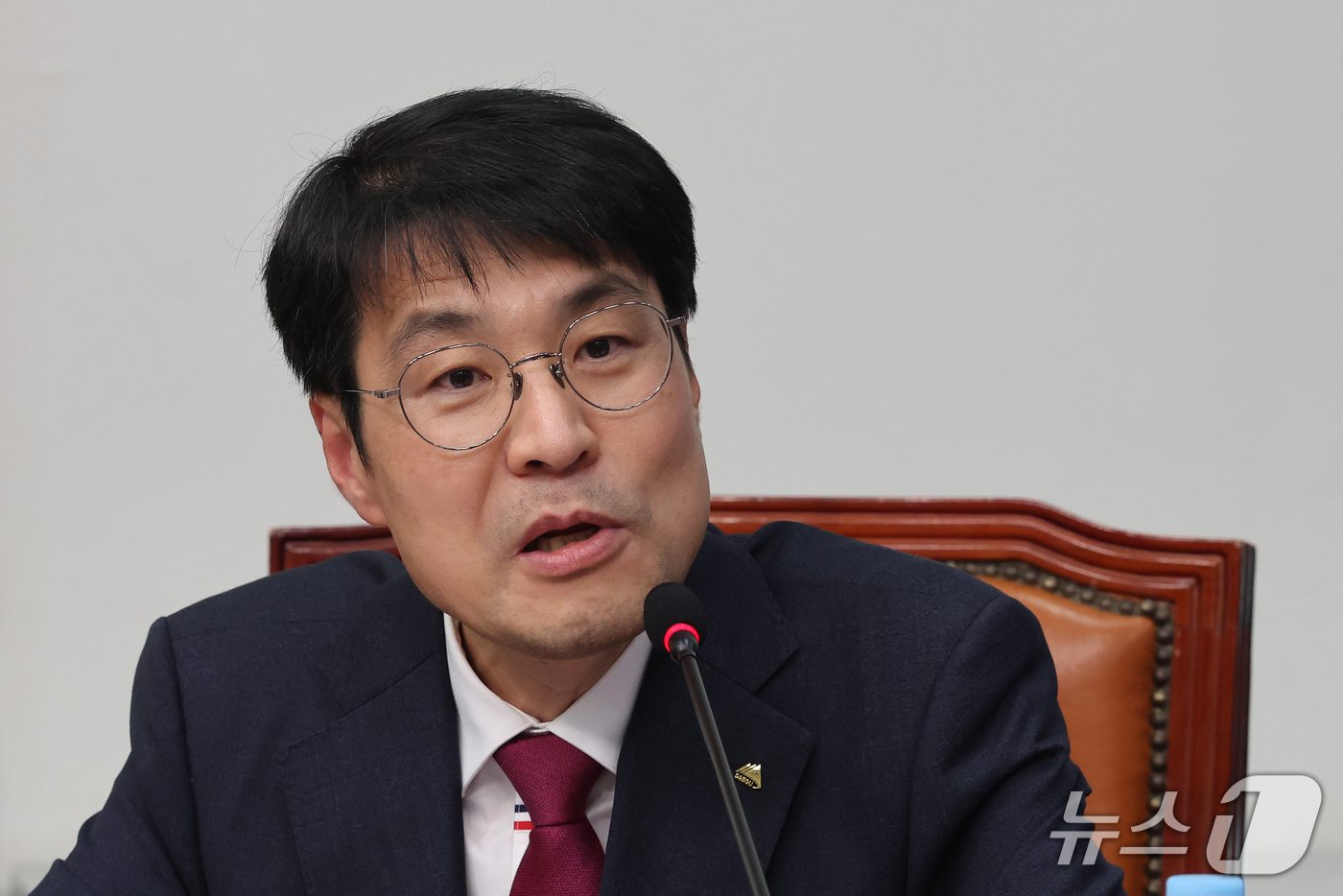 (서울=뉴스1) 황기선 기자 = 김정기 대구행정부시장이 30일 오후 서울 여의도 국회에서 열린 '2026 더불어민주당 대구·경북 예산정책협의회'에서 발언을 하고 있다.  2026. …