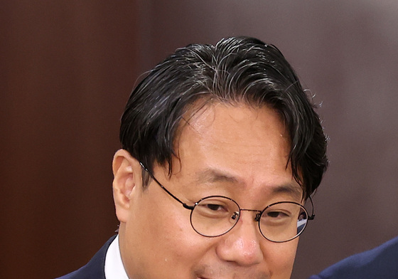 주택 신속공급 점검회의 참석하는 이성훈 LH 사장