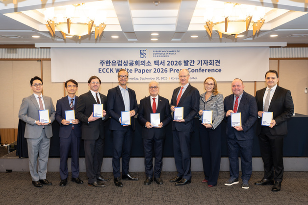 유럽 기업 "K-표준, 절차적 부담…전기차·방산 규제 완화해야"(종합)