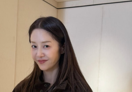 고현정, 50대 안 믿기는 동안 비주얼…역대급 아우라 [N샷]