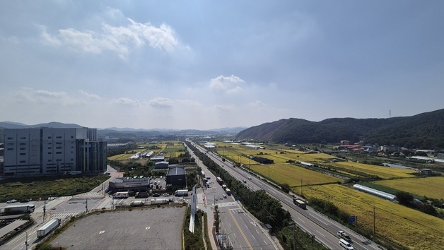 [르포] 벌목 시작한 용인 반도체 산단…2028년 팹1호기 '1공구 집중'