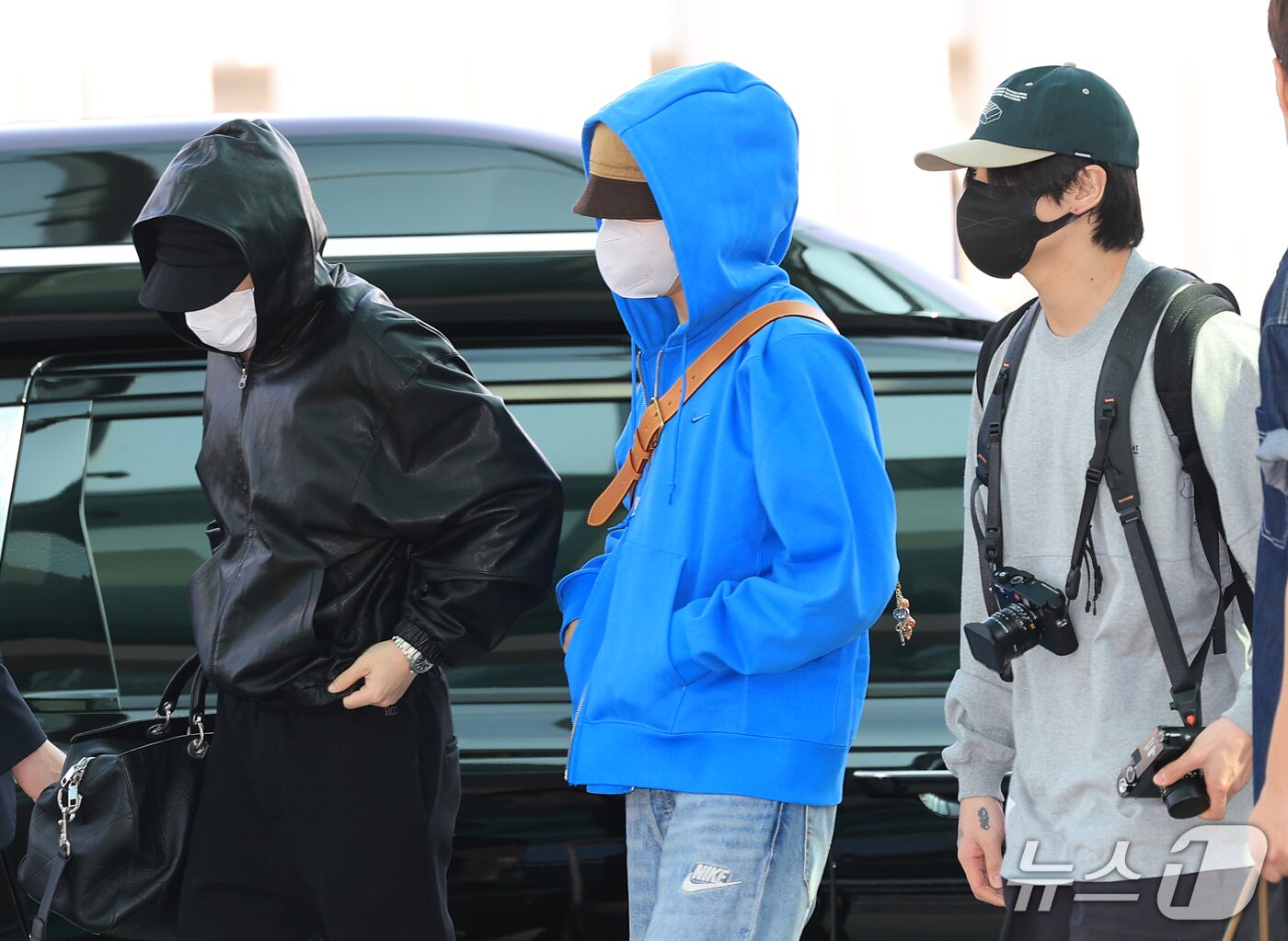 지민·제이홉·정국, 월드 투어 떠나요