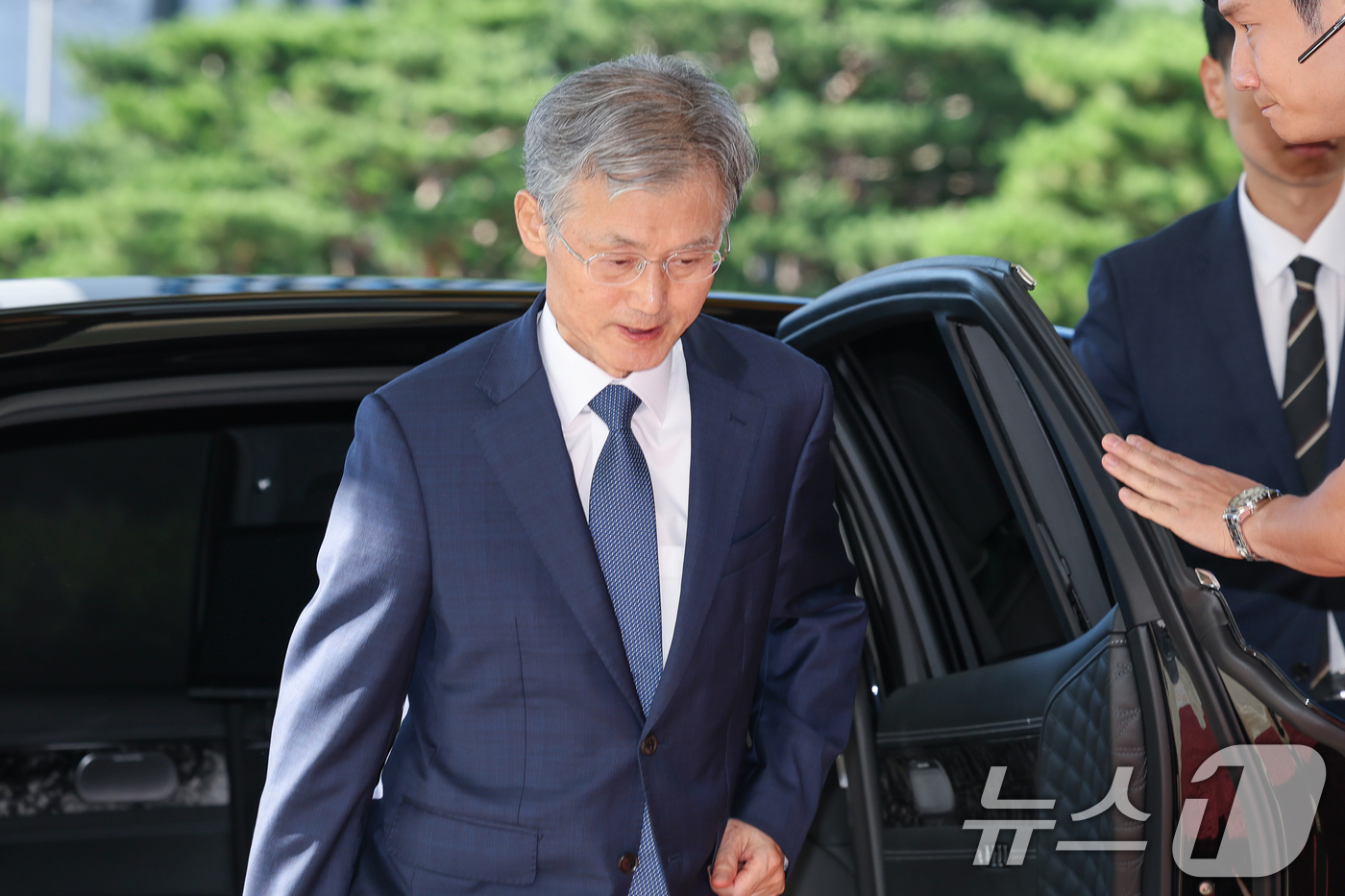 (서울=뉴스1) 안은나 기자 = 조희대 대법원장이 4일 오전 서울 서초구 대법원에서 출근하고 있다. 2026.9.4/뉴스1