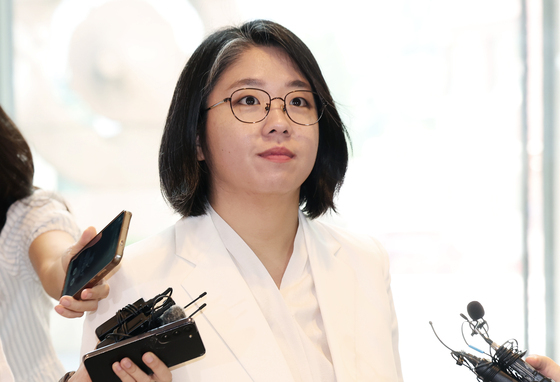용혜인 '일감 몰아주기' 의혹도…당 대의원·후원회장 도운 정황