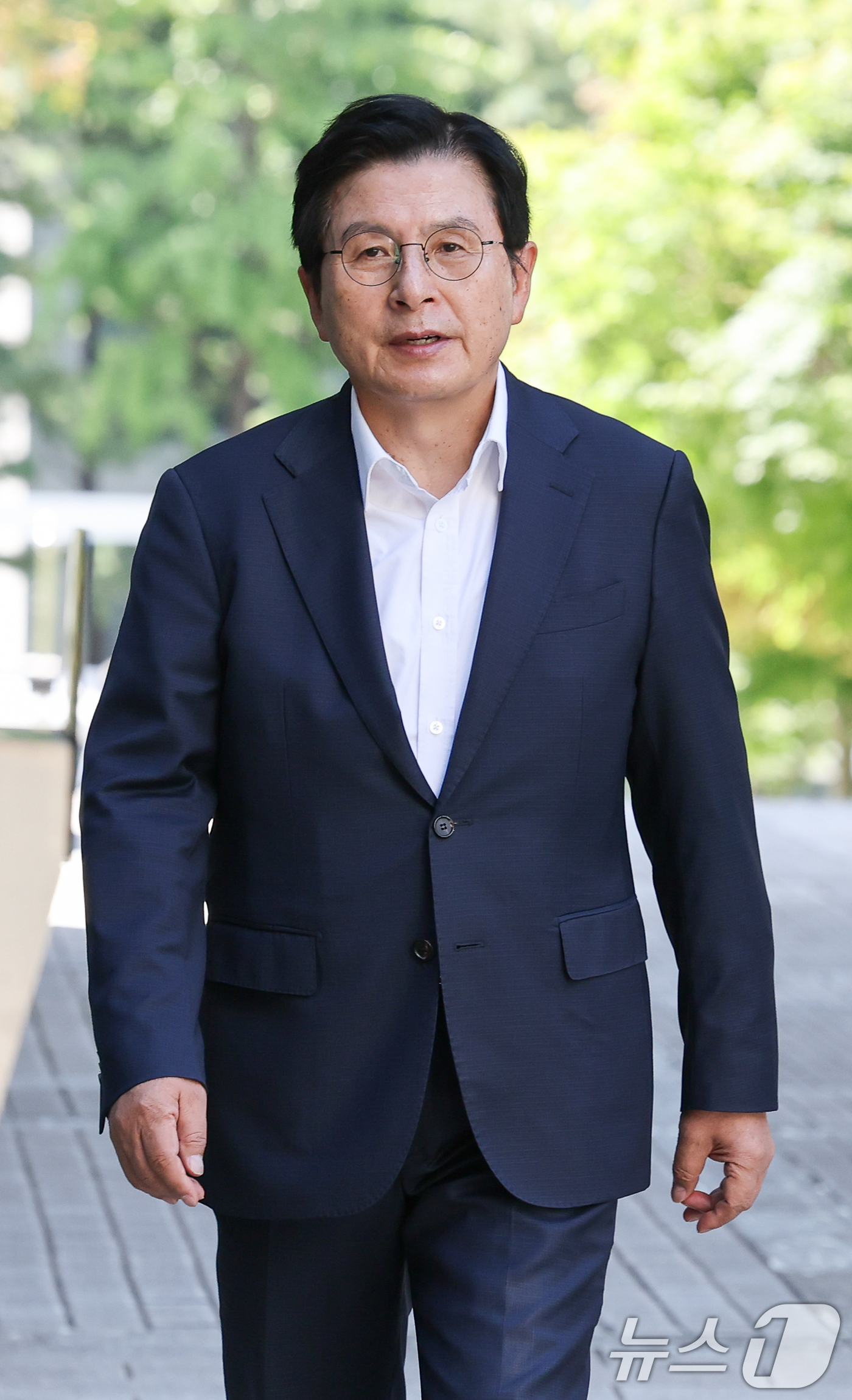 (서울=뉴스1) 안은나 기자 = 황교안 전 국무총리가 4일 오전 서울 서초구 중앙지방법원에서 열린 내란선동 등 관련 5차 공판에 출석하고 있다. 2026.9.4/뉴스1