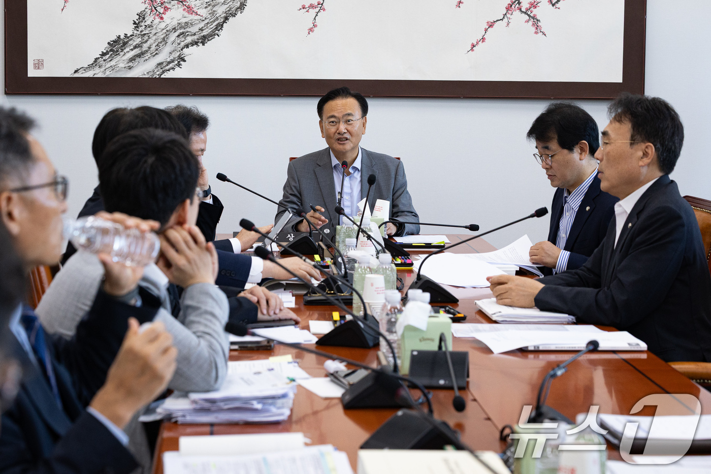 (서울=뉴스1) 유승관 기자 = 유상범 국회 예산결산특별위원회 2025회계연도 결산심사소위원장이 4일 서울 여의도 국회에서 열린 제439회 국회(정기회) 예산결산특별위원회 제3차 …