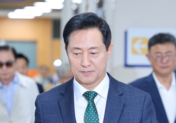 항소심 공판 출석하는 오세훈 시장