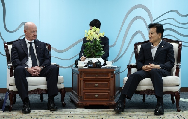 정동영, 주한아일랜드대사 접견…"한반도 평화 정착에 적극 역할"