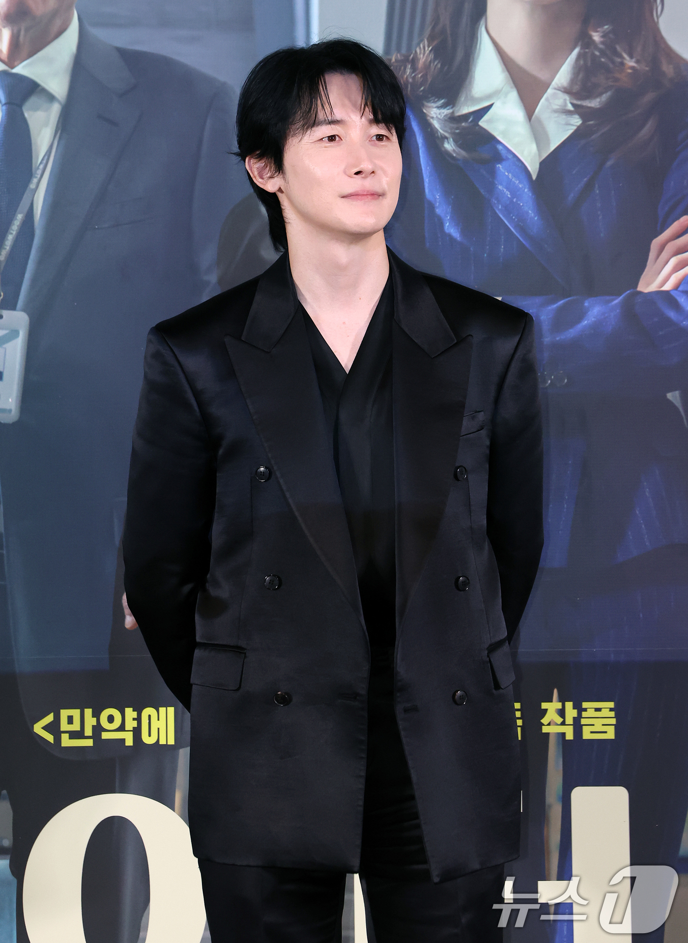 (서울=뉴스1) 김진환 기자 = 배우 김준한이 4일 오후 서울 용산구 CGV 용산아이파크몰에서 영화 ‘인턴' 언론시사회에 참석해 포즈를 취하고 있다.'인턴'은 '인턴'은 론칭 3년 …