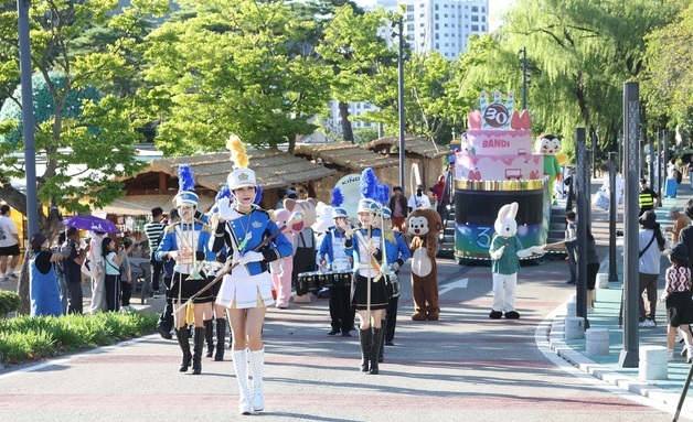 [오늘의 날씨]전북(9일, 수)…대체로 맑음·강한 바람 주의