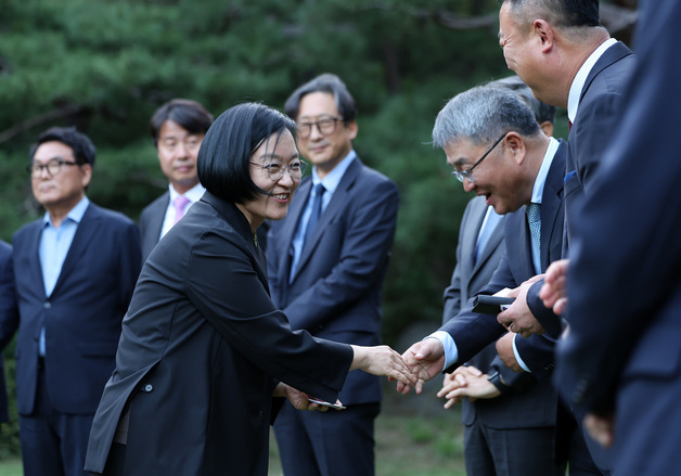 韓총리 "정책 성패, 주택공급 확보에 달려…민관 원팀으로"