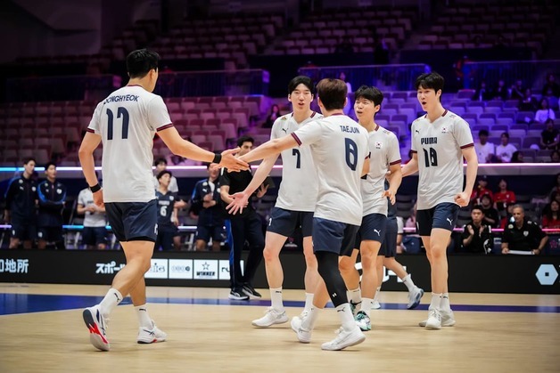 '허수봉-임동혁 37점' 남자 배구, 아시아선수권 첫 경기서 대만 제압