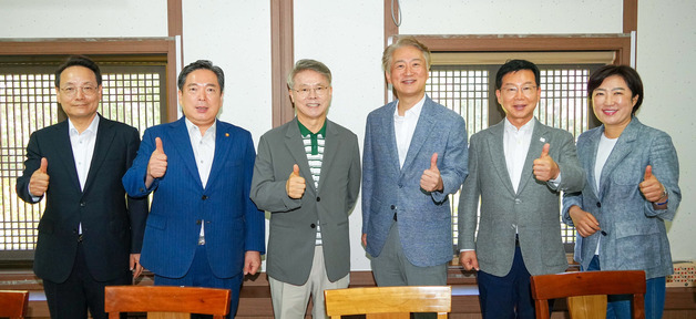 민형배 통합특별시장, 5개 구청장과 간담회