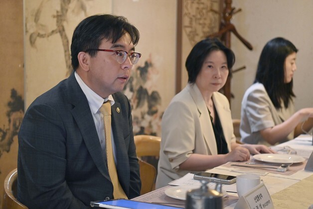 CPTPP 가입 논의 본격화에 농어업계 '전면전'…정부 설득 최대 난제