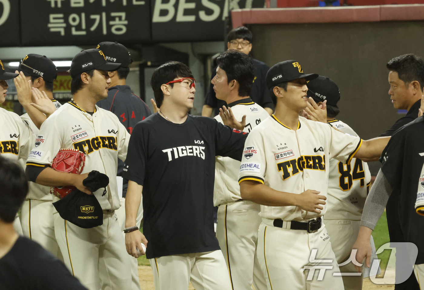 (광주=뉴스1) 김태성 기자 = 5일 광주 챔피언스필드에서 열린 프로야구 2026 신한 SOL KBO리그 KIA 타이거즈와 KT위즈의 경기에서 KIA 선발 양현종이 5이닝 3실점으 …