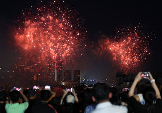 가을밤 수놓은 서울세계불꽃축제
