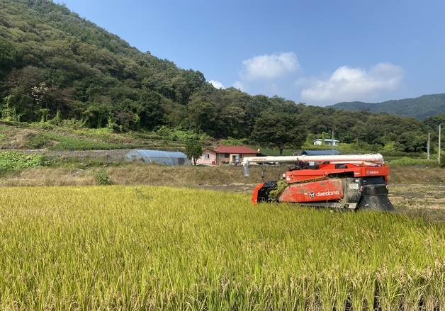 충주시, 수확철 맞아 농가에 농작업 대행서비스 제공