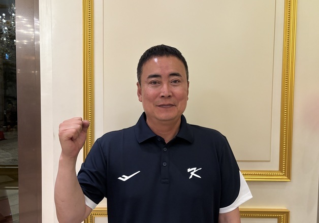 'U-18 야구' 정윤진 감독 "일본·대만 넘어 8년 만의 정상 탈환"