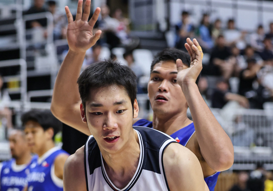 공격 시도하는 이원석