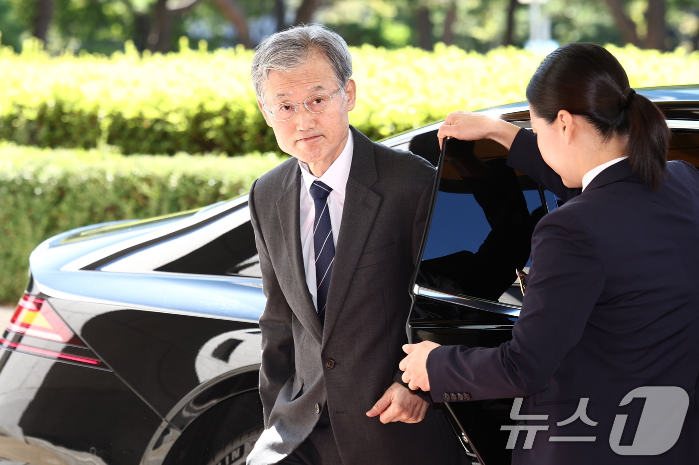 (서울=뉴스1) 김민지 기자 = 조희대 대법원장이 7일 오전 서울 서초구 대법원으로 출근하고 있다. 2026.9.7/뉴스1