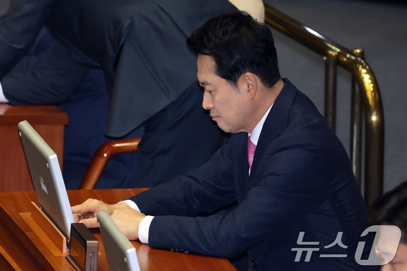 (서울=뉴스1) 황기선 기자 = 장동혁 국민의힘 대표가 7일 오전 서울 여의도 국회에서 열린 제439회국회(정기회) 제3차 본회의에 자리하고 있다.  2026.9.7/뉴스1