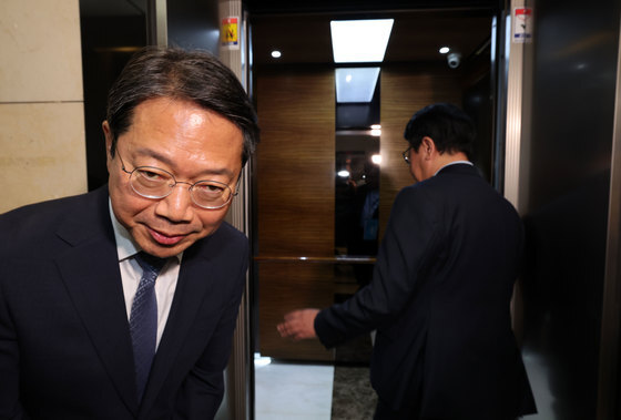 출근하는 김승원 법무부 장관 후보자