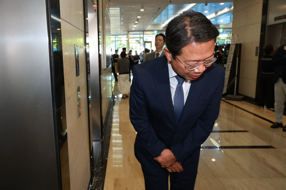 김승원 후보자, 청문회 준비 사무실 출근